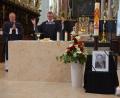 Bild: jr
Waldsassens Stadtpfarrer Dekan Dr. Thomas Vogl (rechts) und Tirschenreuths Stadtpfarrer Regionaldekan Georg Flierl zelebierten gemeinsam das Requiem für Rainer Fischer in der Basilika.