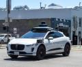 Bild: Andrej Sokolow/dpa
Selbstfahrendes Auto der Google-Schwesterfirma Waymo im Straßenverkehr von San Francisco.