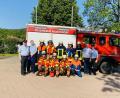 Bild: FF Weigendorf/exb
Die Prüflinge der Feuerwehr Weigendorf mit den Schiedsrichtern und Bürgermeister Reiner Pickel.