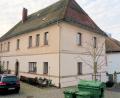 Bild: bsc
Das alte Lehrerwohnhaus in Friedenfels wird zum künftigen Rathaus umgebaut. Aus dem Bayerischen Städtebaufördertopf gibt es dafür 480.000 Euro.