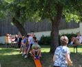 Bild: ral
Auch die Kinder haben ihren Spaß beim Pfarrfest.
