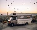 Bild: Markus Haderer
Markus aus Neuhaus und Shannon auf Weltreise mit ihrem Camper-Van.