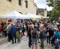 Bild: Stadt Nabburg/exb
Die Reisegruppe aus Nabburg war beim Markt von Castillon mit einem eigenen Stand vertreten.