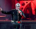 Bild: Malte Krudewig/dpa
Till Lindemann während eines Konzerts.