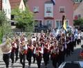 Bild: mrr
Die Blaskapelle St. Georg Rieden sorgt bei ihrem Sommerfest den ganzen Tag über mit ihrer Musik für eine ausgelassene Stimmung. Den Auftakt macht ein Festzug.