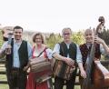 Bild: Sabine Pschibl/exb
Die "Pfiffigen Knepf" haben sich der echten alpenländischen Volksmusik verschrieben. Die Gruppe wirkt beim Altbayerischen Adventsingen am 2. Dezember in der Stadtpfarrkirche St. Georg mit.