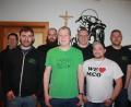 Bild: edo
Timo Busch (Mitte) führt die neue MCO- Vorstandschaft an Lukas Eckert (hinten rechts) bleib stellvertretender Vorsitzender. Bereits über 20 Jahre ist Thomas Keck (vorne links) dabei. Auch Hannes Schmid, Sebastian Schönmann, Nikolas Eckert (Kassenwart) und Patrick Hösl (von links nach rechts) gehören zur neuen Vorstandschaft.
