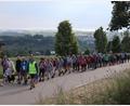 Bild: mrr
Bei sehr gutem Wetter pilgern rund 75 Gläubige aus Rieden zum 320. Mal auf den Habsberg.