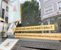 Bild: Gabi Schönberger
Das Stadtmarketing Weiden sucht nach Künstlern und Immobilienbesitzern, die leere Schaufenster mit Kunstausstellungen beleben möchten.