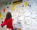 Bild: Jens Schierenbeck/gms/dpa
Die einen wohnen im Wohnheim, die anderen fahren zurück ins Kinderzimmer: Eine Studie gibt Aufschluss über Mobilität und Wohnsituation der Studierenden.