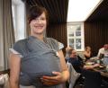 Bild: kro
CSU-Stadträtin Franziska Härtl hatte ihre Tochter Luise, am 29. Mai geboren, mit zur Stadtratssitzung mitgebracht.