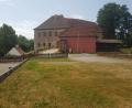 Bild: gi
Werden die E-Ladestationen auf dem Schlossparkplatz oder auf dem Kirchplatz in Burgtreswitz errichtet?
