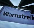 Symbolbild: Paul Zinken/dpa
Die Gewerkschaften im Groß-, Außen und Einzelhandel rufen zum Warnstreik auf.
