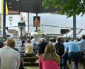 Bild: Petra Hartl
Das Amberger Bergfest ist in seinem Ursprung ein kirchliches Fest. Weihbischof Josef Graf zelebrierte den Eröffnungsgottesdienst am Samstagabend.