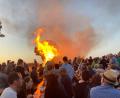 Bild: bgm
Lodernde Flammen am Rastenberg beim Johannisfeuer der KLJB Störnstein.