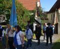 Bild: dob
Die Fahnenabordnungen nehmen am Patroziniumsgottesdienst in der Simultankirche Altenstadt teil.