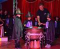 Archivbild: dob
Einmal Zauberer, Clown oder Hexe sein oder in ferne Länder reisen, das durften bei der Premiere rund 150 Kinder aus der Grundschule Vohenstrauß beim einwöchigen Zirkusprojekt. Jetzt sind die Schüler der Grundschule Neustadt an der Reihe, ihr eigenes Zirkusprogramm auf die Beine zustellen.