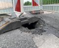 Bild: roa
Ursache für das Loch in der Werner-von-Siemens-Straße/ Ecke Am Schanzl ist ein eingestürzter Kanal.