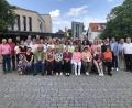 Bild: wro
Klassentreffen des Schülerjahrgangs 1957/1958: Mit dabei war auch die ehemalige Lehrerin Petra Huber-Katterfeld (vorne, Zweite von rechts) aus Wiesau.