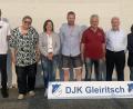 Bild: Susanne Gschrey/exb
Vorsitzender Heinz Arbter (links) und der Vizepräsident des DJK Landesverbandes Sigi Balk (Zweiter von rechts) ehrten zahlreiche Mitglieder für ihre langjährige Treue.