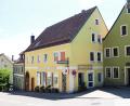 Bild: bl
Die Tage der Sindersberger'schen Apotheke in Nabburg sind gezählt. Am 28. August schließt sie für immer und hinterlässt damit eine neue Lücke in der Geschäftswelt der Georgenstraße.