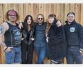Bild: Teresa Wurmstein/exb
Die Band „Slut Maschin“ freut sich auf ihren ersten Auftritt am 28. Juli beim Open Air in Winklarn. Mit dabei sind Dominik Roßmeisl (von links), Susi Hutzler, Martin Gersing, Steffi Meier und Sebastian Höcherl.
