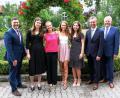 Bild: P. Ringeisen
Das Dr.-Johanna-Decker-Gymnasium feiert seine vier besten Abiturientinnen (von links): Oberstudienrat i. K. Maximilian Gerber, Amelie Riedl, Annika Luig, Vanessa Wiesner, Julia Dietz, Studiendirektor Hans Kistler (Schulleiter) und Studiendirektor i. K. Robert Seitz.