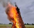 Bild: Franz Ziegelmeier/OGV Wolfring/exb
Johannisfeuer in Wolfring