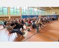 Bild: gru
Gut gefüllt zeigt sich die Turnhalle in Edelsfeld bei der Bürgerversammlung.