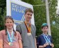 Bild: Iris Uschold/exb
Trio mit sechs Medaillen: Merle Uschold, Tobias Loos und Lukas Loos (von links).