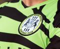 Archivbild: dpa/PA Media | Forest Green Rovers
Beim englischen Viertligisten Forest Green Rovers ist nun eine Frau Trainerin der Männermannschaft.