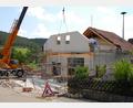 Bild: pop
Mehrere Jahre ziehen sich die Arbeiten zum Bau eines neuen Gerätehauses für die Feuerwehr Emhof hin. Es ist für den Verein ein Höhepunkt, als 2016 das Gebäude offiziell in Betrieb genommen werden kann.