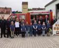 Bild: bö
In Ransbach hat sich eine Kinderfeuerwehr, "Feuerfüchse" genannt, gegründet. Darüber freuen sich Kreisbrandrat Fredy Weiß (Dritter von links), sein designierter Amtsnachfolger Christof Strobl (links) der Fachbereichsleiter der Kinderfeuerwehren Harald Schmidt (Zweiter von rechts), Kreisbrandmeister Alexander Graf (rechts) gekommen sowie Kommandant Andreas Bruckmüller (Zweiter von links).