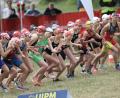 Bild: Branislav Ohrablo
Beim Lauf-Start zum Biathle- und Triathle-Wettbewerb gilt es, sich in eine gute Ausgangslage für die weiteren Disziplinen Schwimmen und Schießen zu bringen.