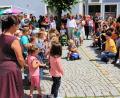 Bild: bjo
Beim Pfarrfest in Schmidmühlen war der ganze Ort auf den Beinen.