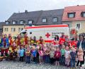 Bild: Kindergarten Regenbogen Erbendorf/exb
Bei der Blaulichtwoche bekamen die Kindergartenkinder vom Kindergarten Regenbogen Einblicke in die Arbeit der Polizei, Rotes Kreuz und der Feuerwehr.