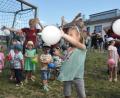 Bild: dob
Mit dem "Tanz der Luftballons" wurde die Stimmung beim Mitmach-Fest angeheizt.