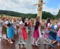 Bild: Ulrike Amann
Kirwamontag der Grundschule Poppenricht.