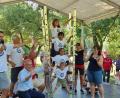 Bild: Ewald Zenger / exb
So manch junge Weidener wachsen beim Kinderbürgerfest über sich hinaus und entdecken ungeahnte Kräfte. So etwa hier bei der Aktion „Kinder stark machen“ der Bundeszentrale für gesundheitliche Aufklärung in Kooperation mit dem Gesundheitsamt Weiden-Neustadt.