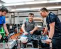 Bild: Foto Baumann /exb
Trotz gedrückter konjunkturellen Gesamtstimmungslage können sich Betriebe im Kraftfahrzeuggewerbe aktuell über ein Auftragsplus freuen.