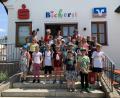 Bild: jpl
Mit Begeisterung erkundeten die jungen Leseratten die neue Gemeindebücherei, in der die ehrenamtlichen Helfer einige Überraschungen bereithielten.