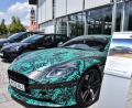 Bild: Stephan Huber
Noch ist der Aston Martin DB12 ein Konzeptfahrzeug. Demnächst kommt er aber auf den Markt – mit elektronischen Bauteilen aus dem Hause Continental Engineering Service.