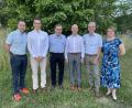 Bild: ero
Das neue Präsidium des Lions Club Sulzbach-Rosenberg (von links): Lars Romfeld, Raphael Schmid, Präsident Klaus Gebel, Jürgen Schleicher, Werner Dürgner und die bisherige Präsidentin Katja Rödiger.