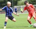 Bild: otr
Der Nachwuchs der SpVgg SV Weiden (schwarz-blaue Trikots) ergatterte den einzigen Punkt beim Ostbayerncup ausgerechnet gegen den späteren Turniersieger FC Bayern München.