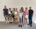 Bild: Jonas Bäumler/exb
Die Prüfer René Bauer und Jonas Bäumler gratulierten Paul Deinlein, Luisa Sertl, Theresa Panzer (alle Jugendblaskapelle Kemnath), Gregor Pinzer (Musikverein Wiesau), Lina Schwarzbauer und Sophia Sporrer (beide Kemnath, von links).