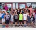 Bild: jpl
Ein umfangreiches Programm wartete am Schnuppervormittag auf die künftigen Fünftklässler der Fichtelnaabtal-Mittelschule Ebnath-Neusorg, das SMV-Koordinatorin Karin Sieber, Verbindungslehrerin Sissy Zeltner und Rektor Alexander Köstler (hinten, von rechts) mit den Sechstklässlern vorbereitet hatten.