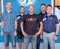 Bild: do
Eine neue Vereinsspitze soll die kommenden Herausforderungen beim FC Tremmersdorf/Speinshart meistern. Verantwortung übernehmen (von links) Thomas Arnold (2. Vorsitzender), Michael Diepold (Schriftführer), Wolfgang Seitz (Vorsitzender) sowie Schatzmeister Andreas Steinl junior (rechts). Zweiter Bürgermeister Roland Hörl (Zweiter von rechts) wünscht dem Vorstand weiter erfolgreiche Arbeit.