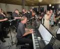 Bild: Gerhard Götz
Die "Swing-A-Ling-Ding" Bigband begeisterte das Publikum im Nabburger Sterngarten.