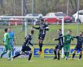 Archivbild: Hubert Ziegler
Überragend: Julian Ceesay, hier noch im Trikot seines Ex-Vereins DJK Gebenbach, steht in der Luft und klärt den Ball per Kopf. Bei seinem neuen Verein SV Inter Bergsteig hat er gleich im ersten Saisonspiel gezeigt, dass er es auch vor dem gegnerischen Tor kann. Ceesay köpfte in der 90. Minute den Siegtreffer.