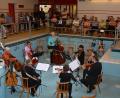 Bild: jr
"Die Weidener Klangvagabunden" spielten im Becken passenderweise die Sibyllenbad-Fanfare.